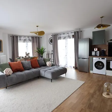 10 Min From Apartment *
