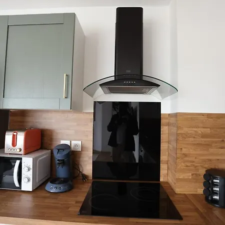 3 Bedroom 10 Min From * Bussy-Saint-Georges